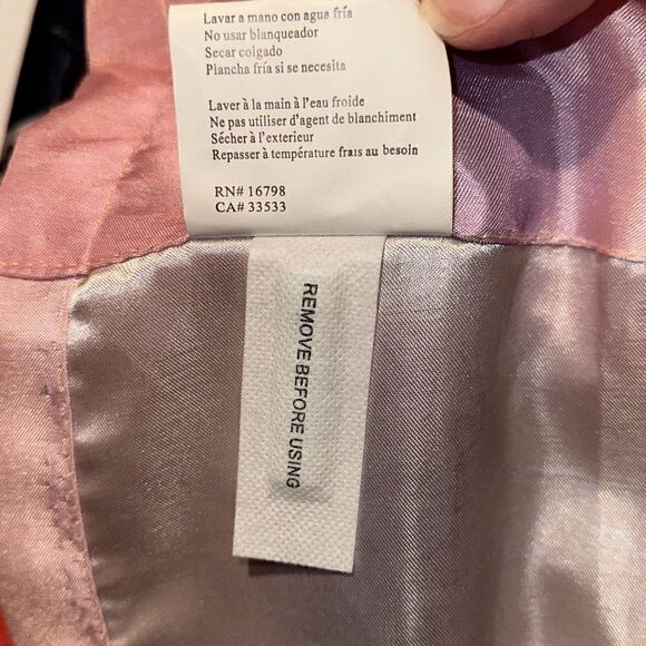 "NEW" Style Selections Home Tori 17”x 54” Pink Ombré Beaded Rod Pocket Valance - Picture 7 of 10